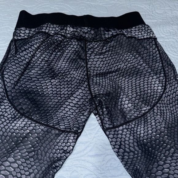 Mens Compression Leggings Snakeskin Print Fitness Gym Pants - Picture 4 of 9